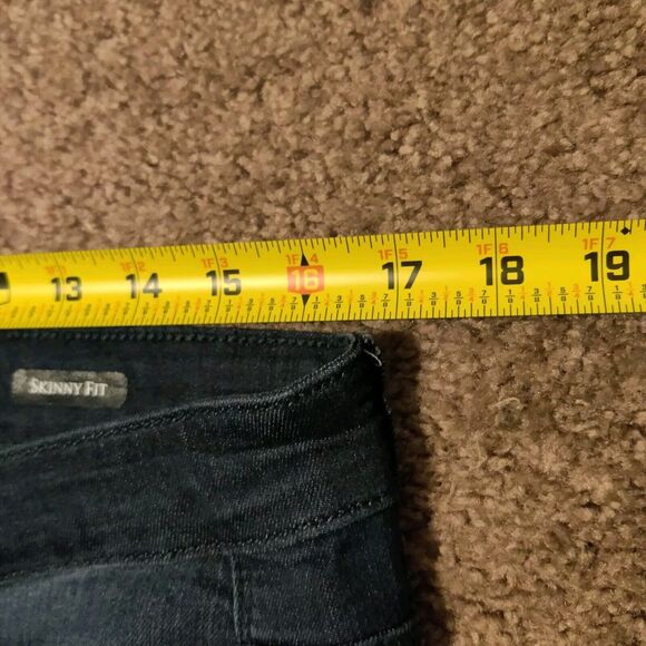 Judy Blue Skinny Fit Distressed Jeans Dark Wash Size 15/32 34x30 - Picture 5 of 10